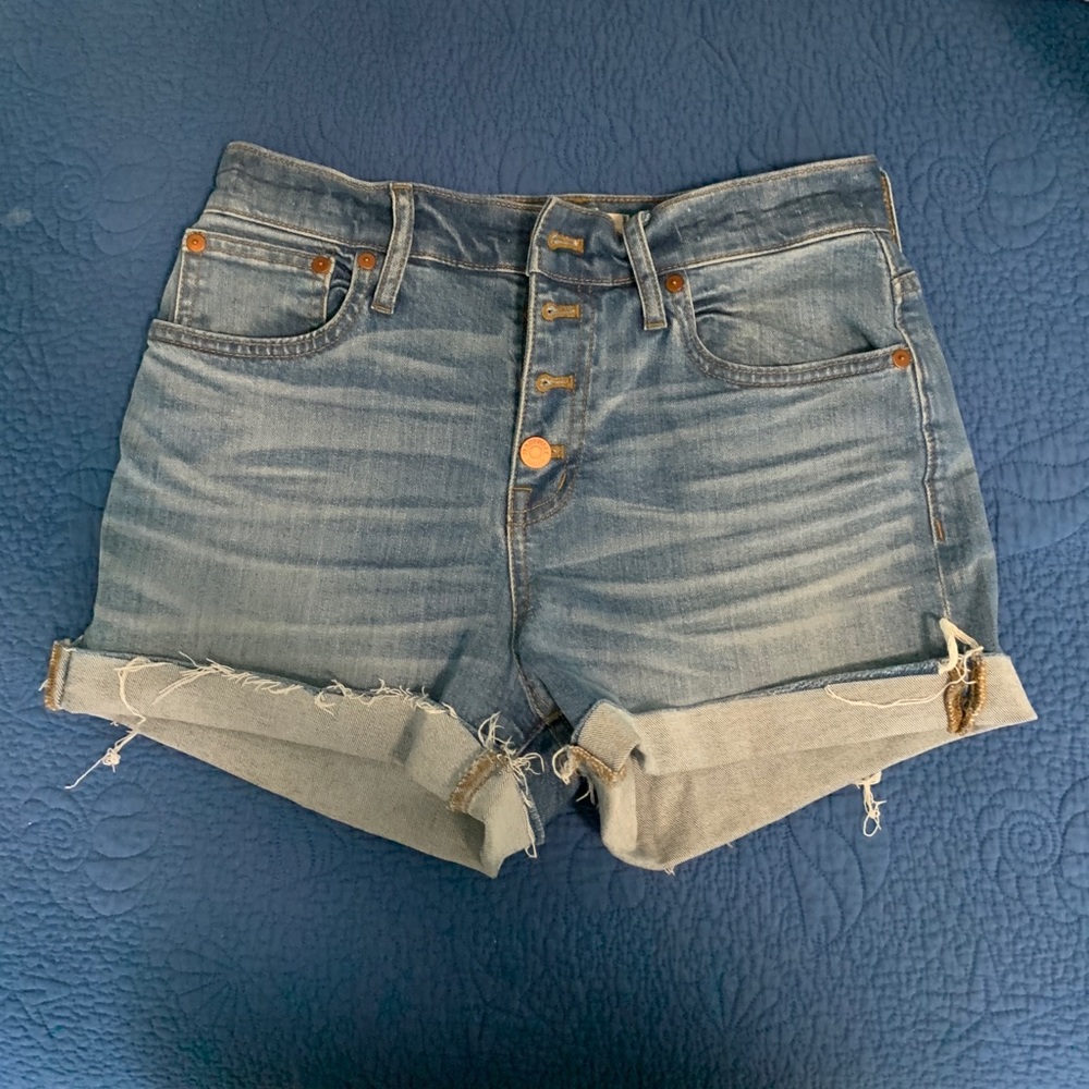 Madewell High rise button shorts